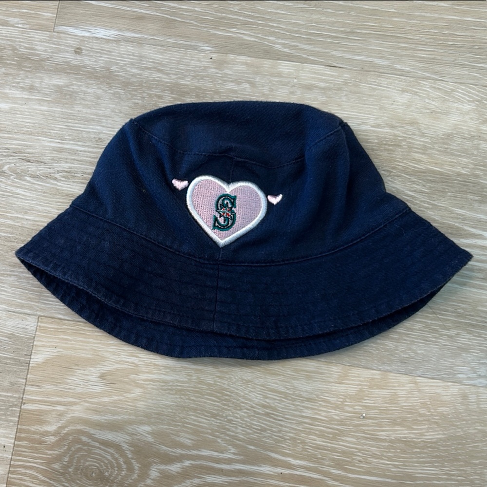 VINTAGE - SEATTLE MARINERS - Heart Design Kids Bucket Hat - Navy